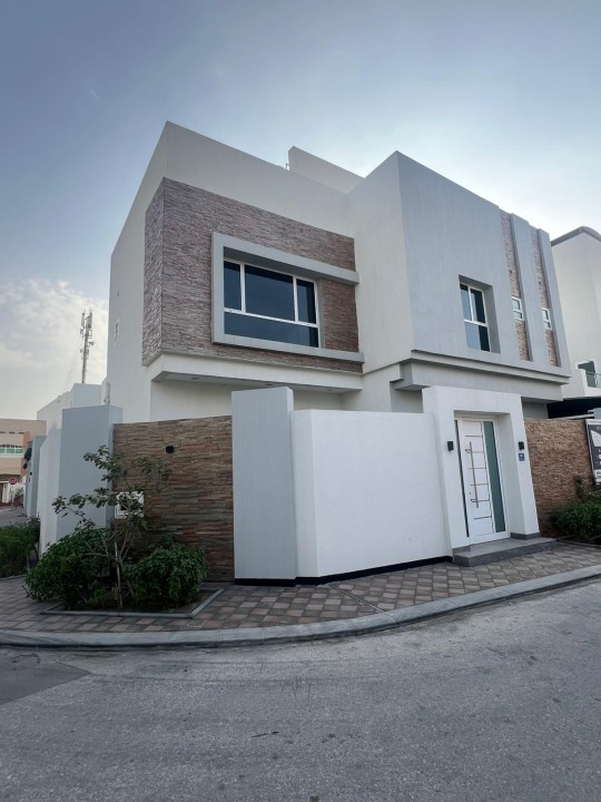 صورة فيلا للبيع في الدراز #7914 0