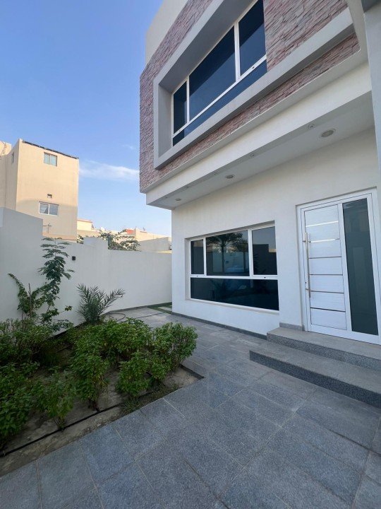 صورة فيلا للبيع في الدراز #7914 1