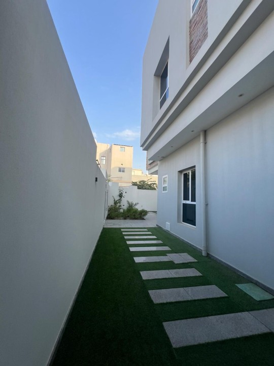 صورة فيلا للبيع في الدراز #7914 2