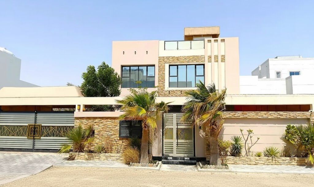 صورة فيلا للبيع في جو #8338 0