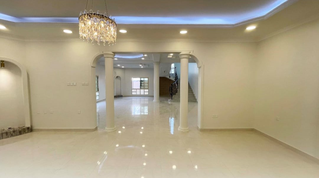 صورة فيلا للبيع في الحد #8371 5