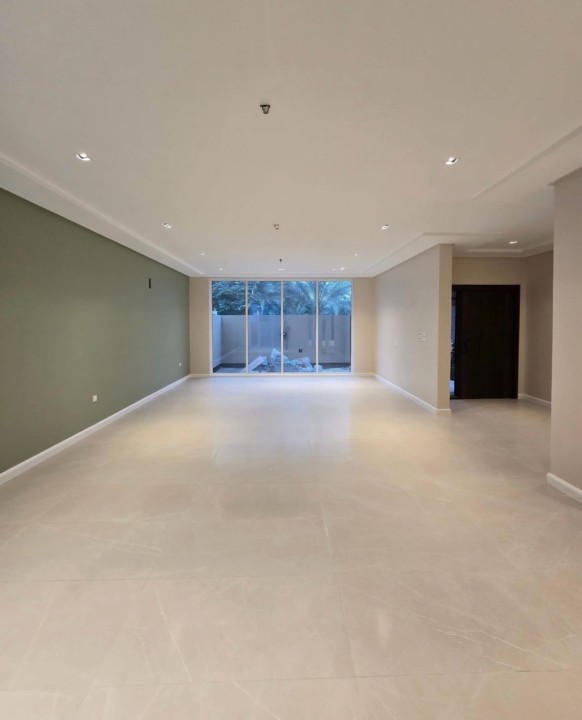 صورة فيلا للبيع في سار #8866 9