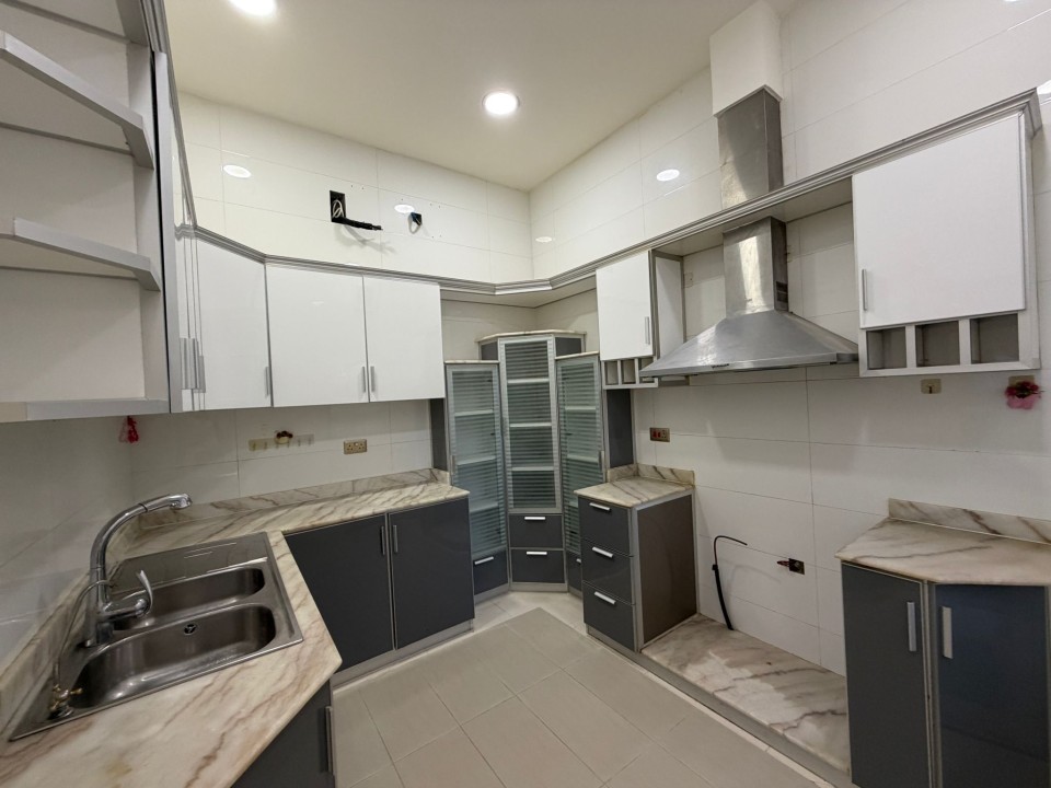 صورة فيلا للبيع في الحد #8983 7