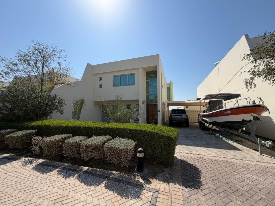 Villa for Sale in Durrat Al Bahrain Image #9296 0