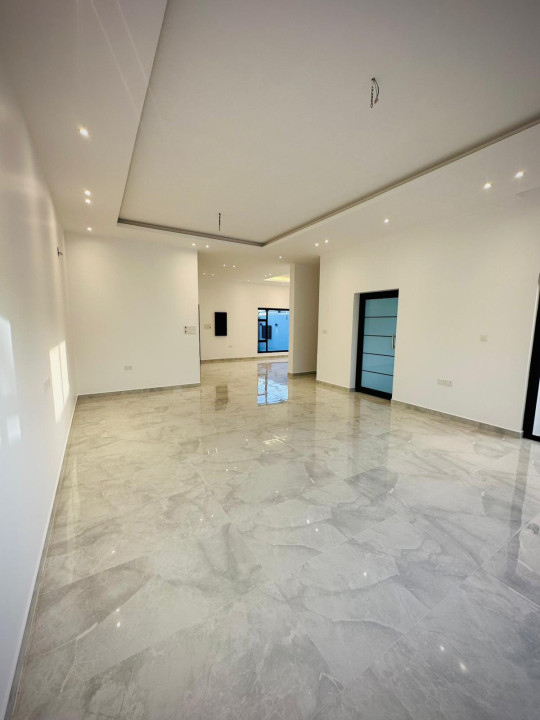 Villa for Sale in Hamalah Image #10605 3