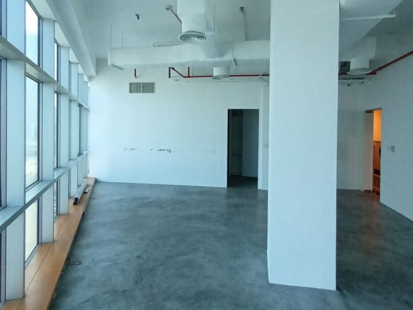 صورة مكتب للإيجار في ضاحية السيف #1331 5