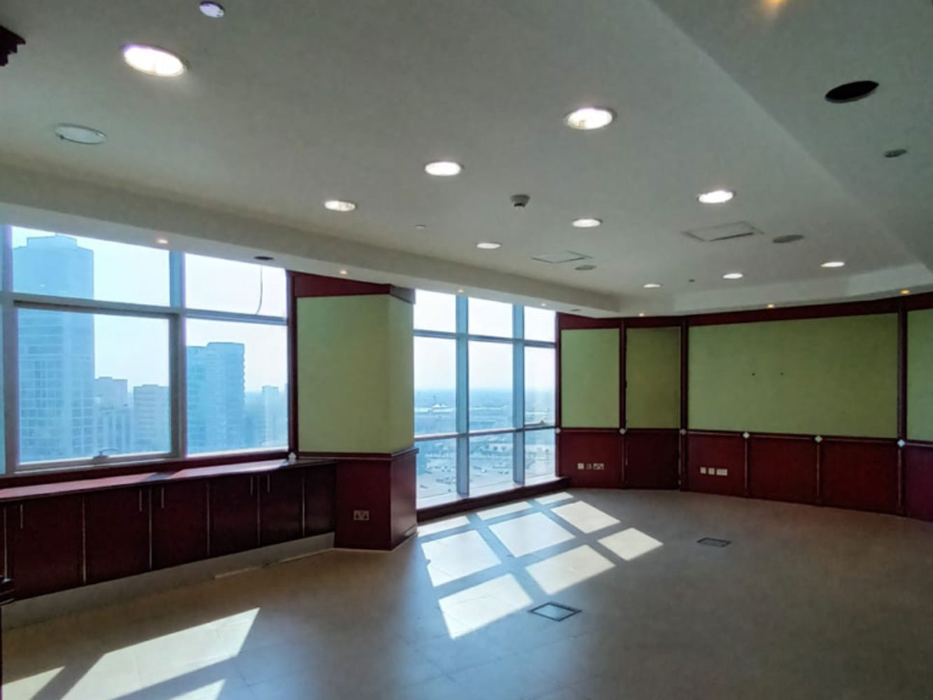 صورة مكتب للإيجار في ضاحية السيف #1338 5