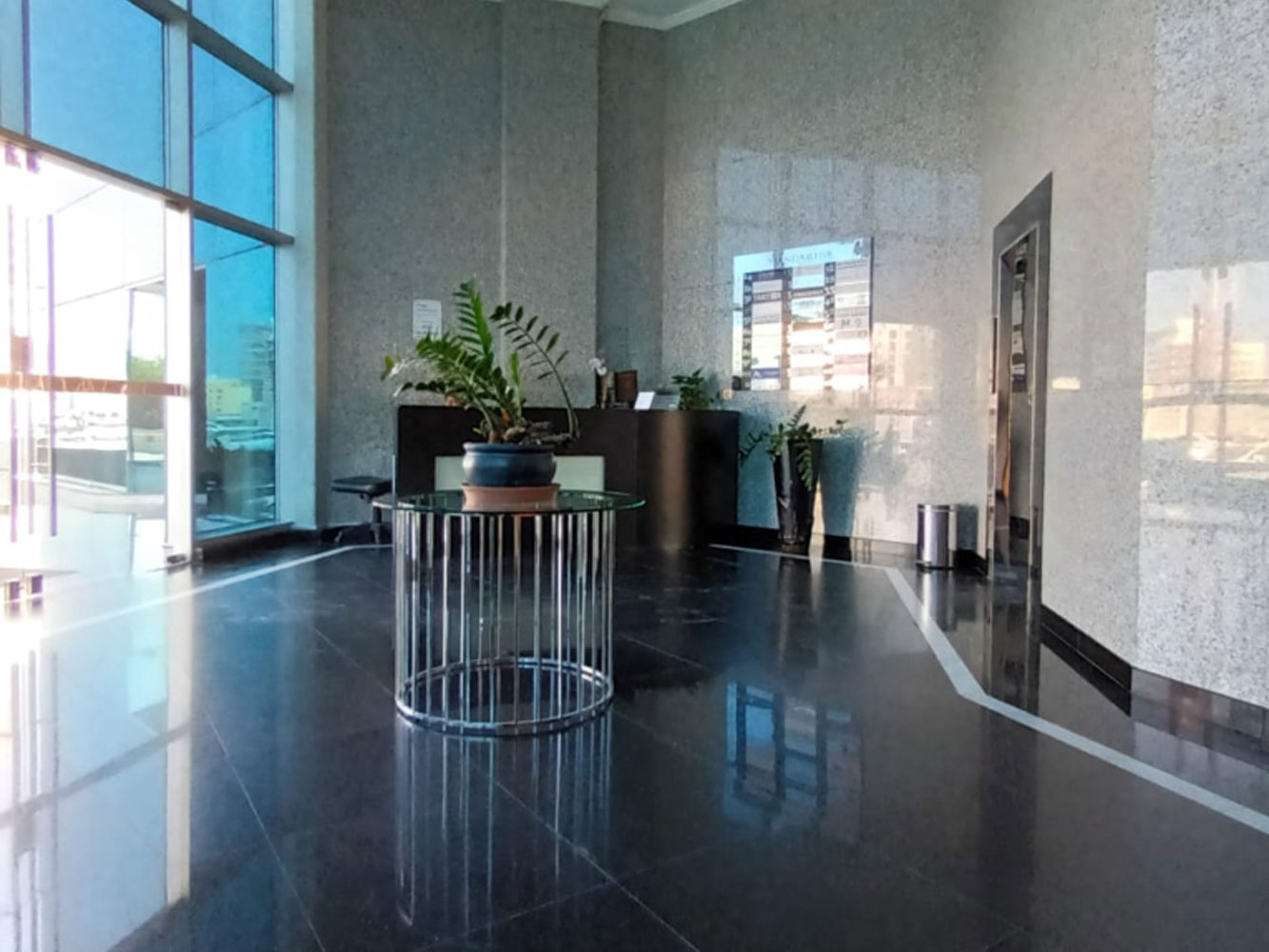 صورة مكتب للإيجار في ضاحية السيف #1338 7