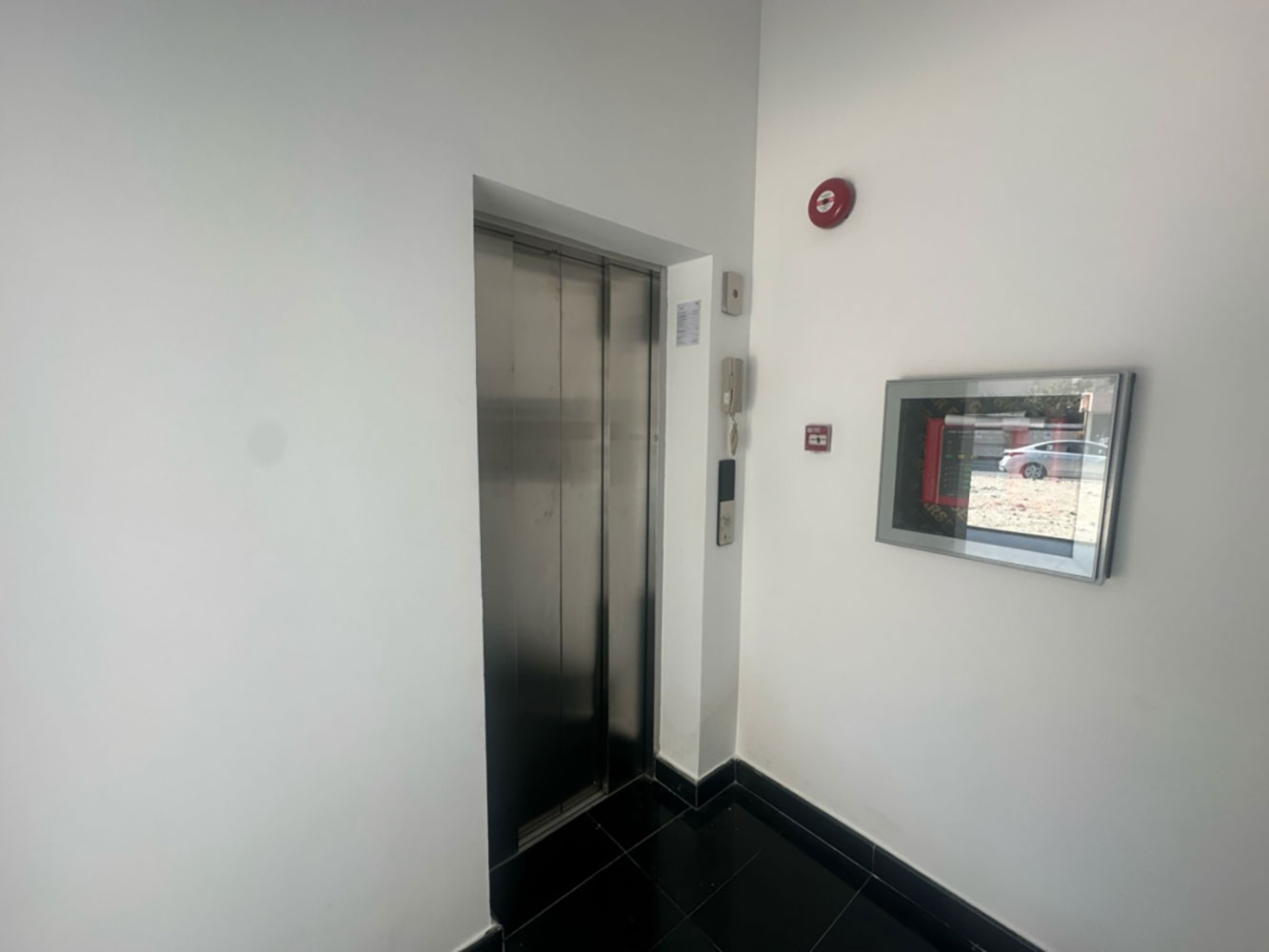 صورة مبنى للإيجار في الماحوز #1344 5