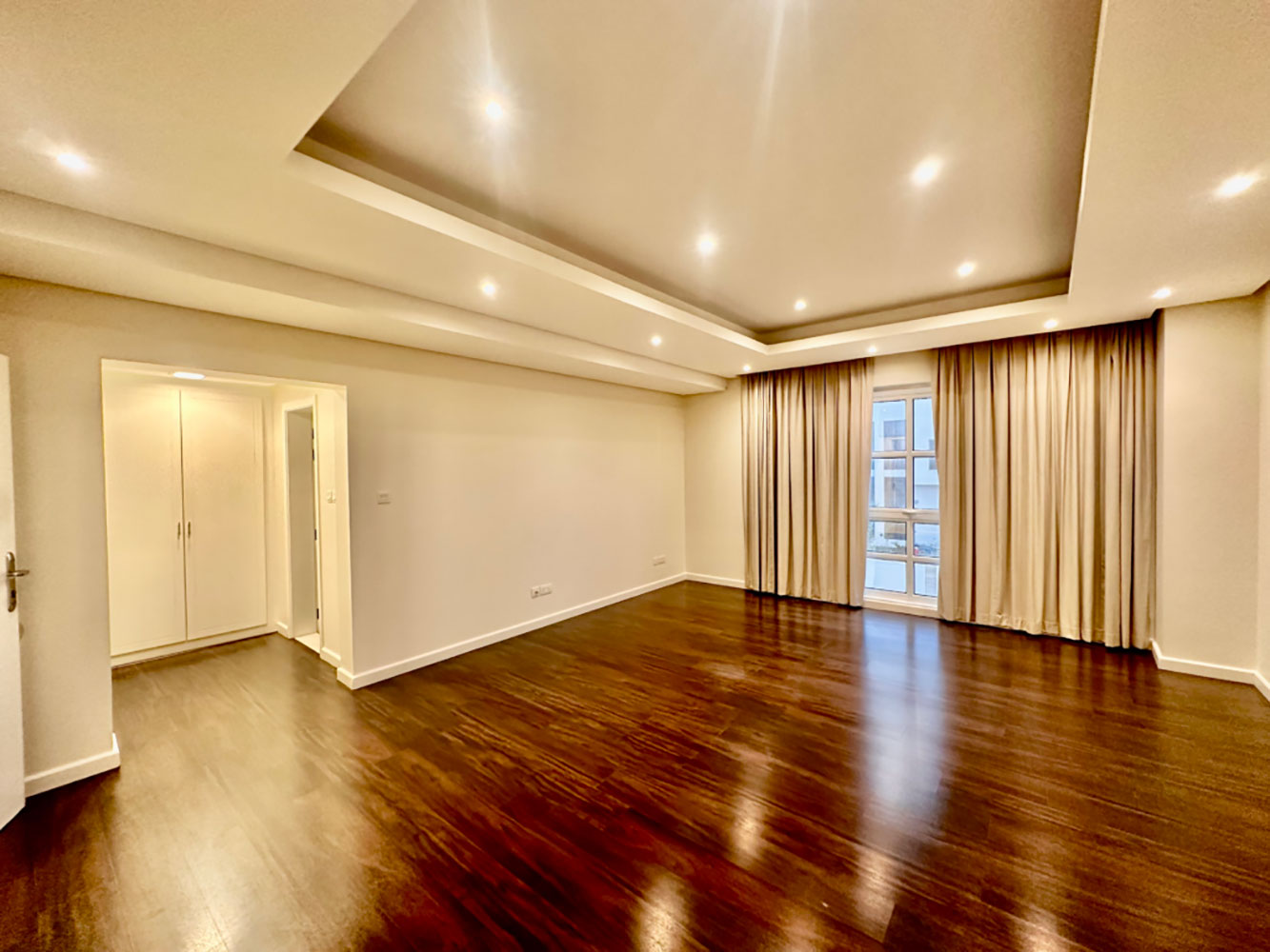 صورة فيلا للإيجار في الهملة #1355 5