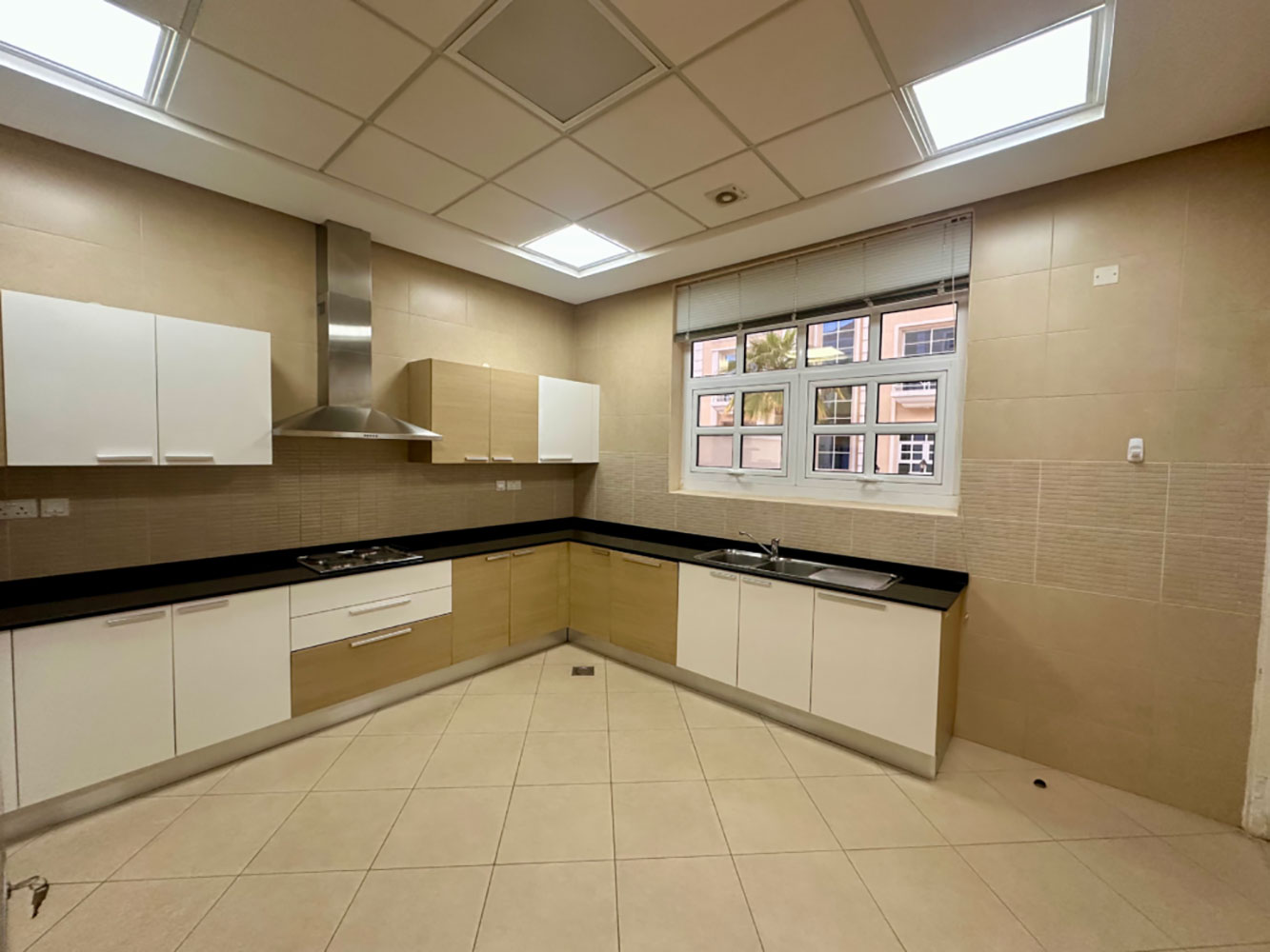 صورة فيلا للإيجار في الهملة #1355 1