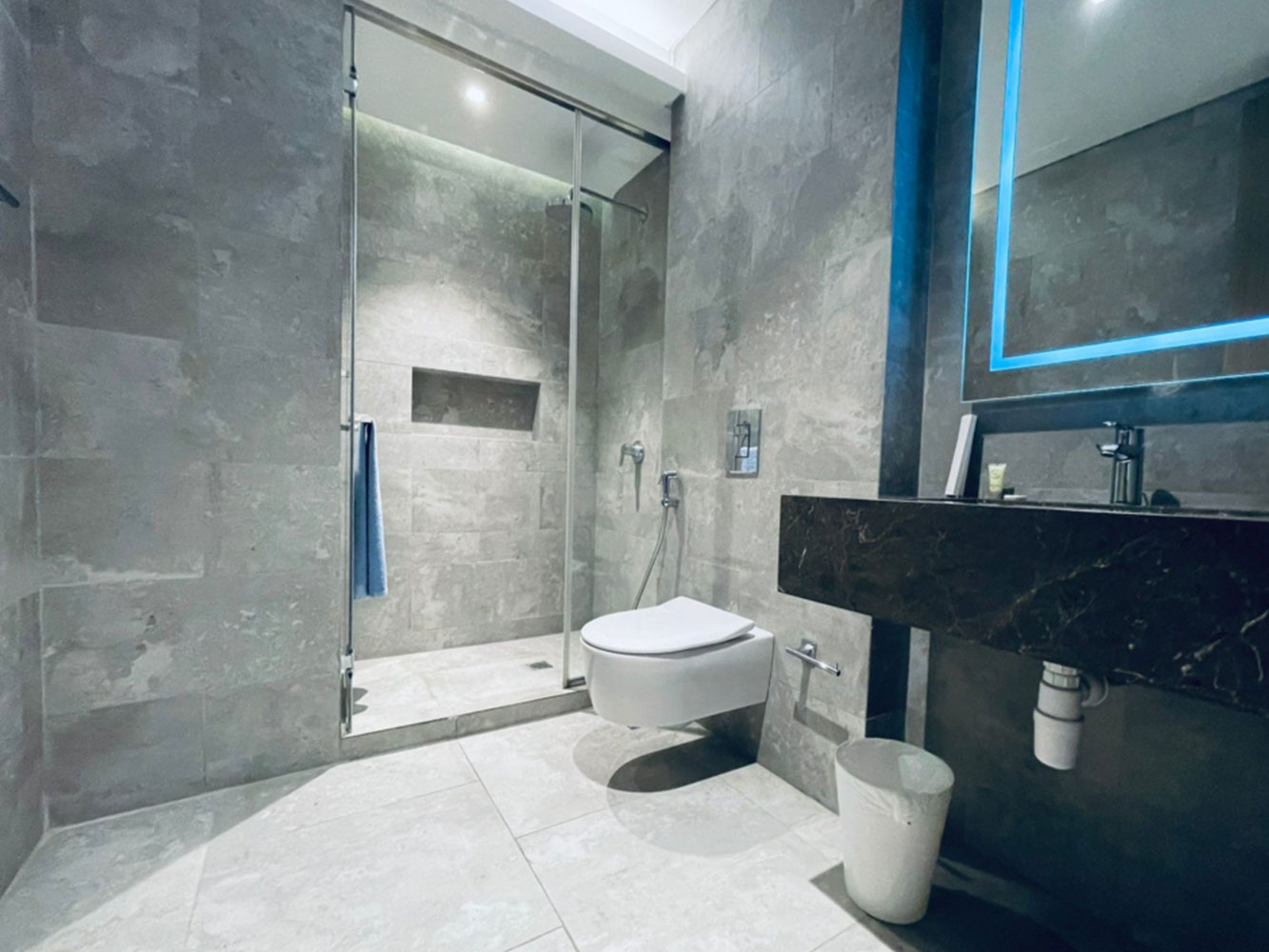 صورة شقة للإيجار في الجفير #1377 5