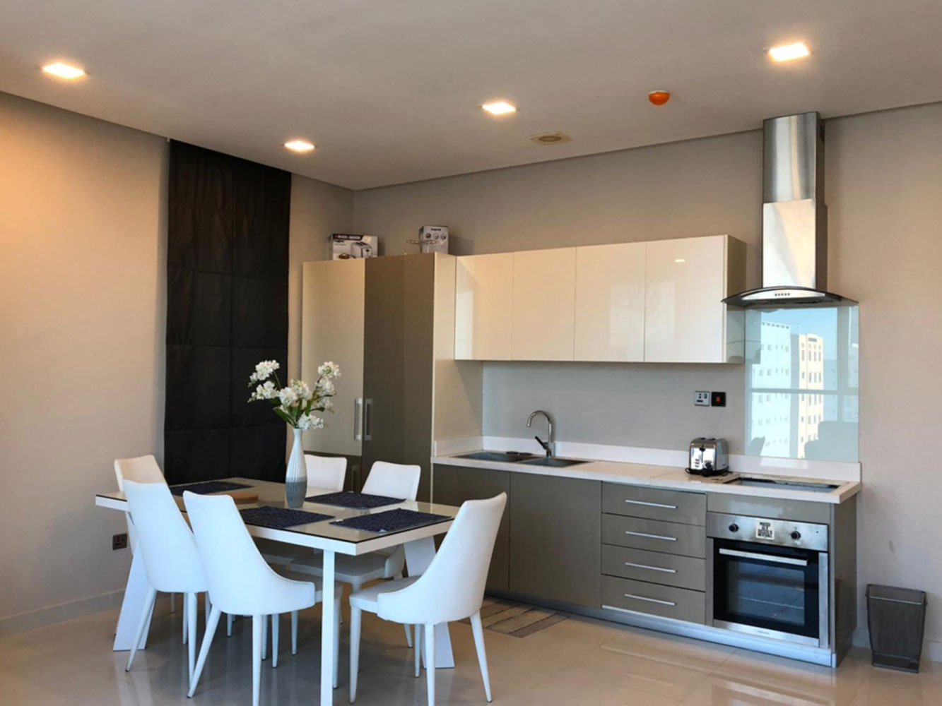 صورة شقة للإيجار في الجنبية #1379 3