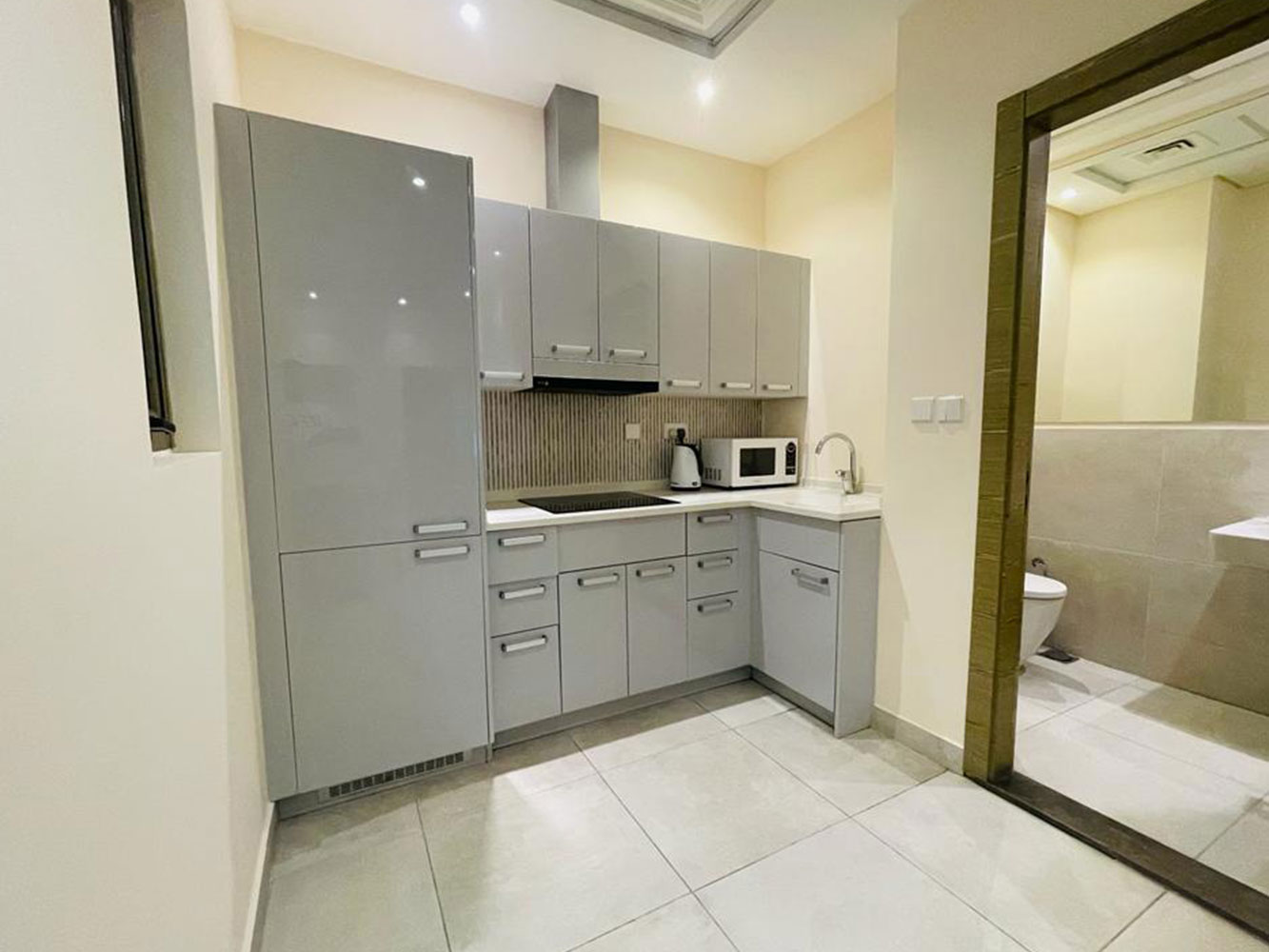 Apartment for Rent in Juffair Image #1385 8