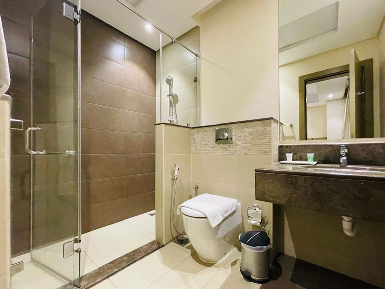 Apartment for Rent in Juffair Image #1387 4