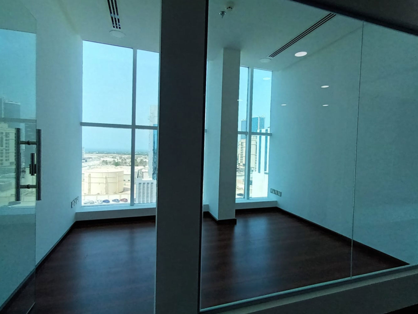 صورة مكتب للإيجار في ضاحية السيف #1395 10