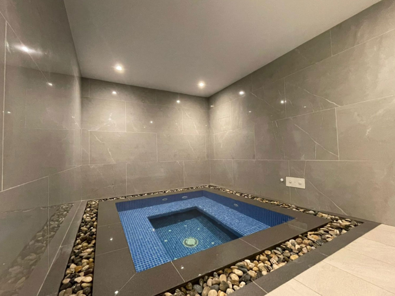 Apartment for Sale in Amwaj Island Image #1427 8