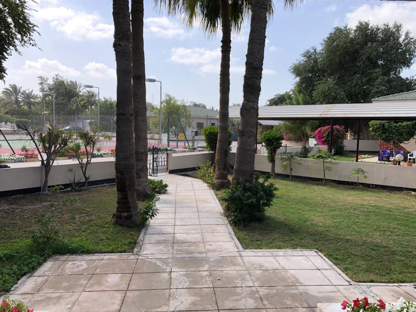 صورة فيلا للإيجار في سار #1444 12