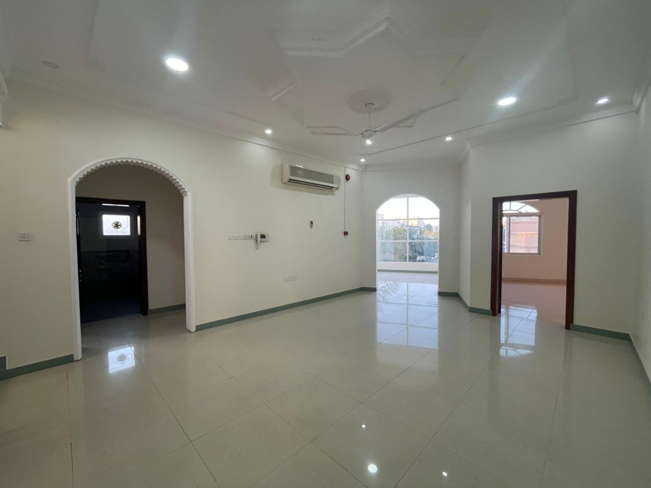 صورة فيلا للبيع في عراد #1461 6