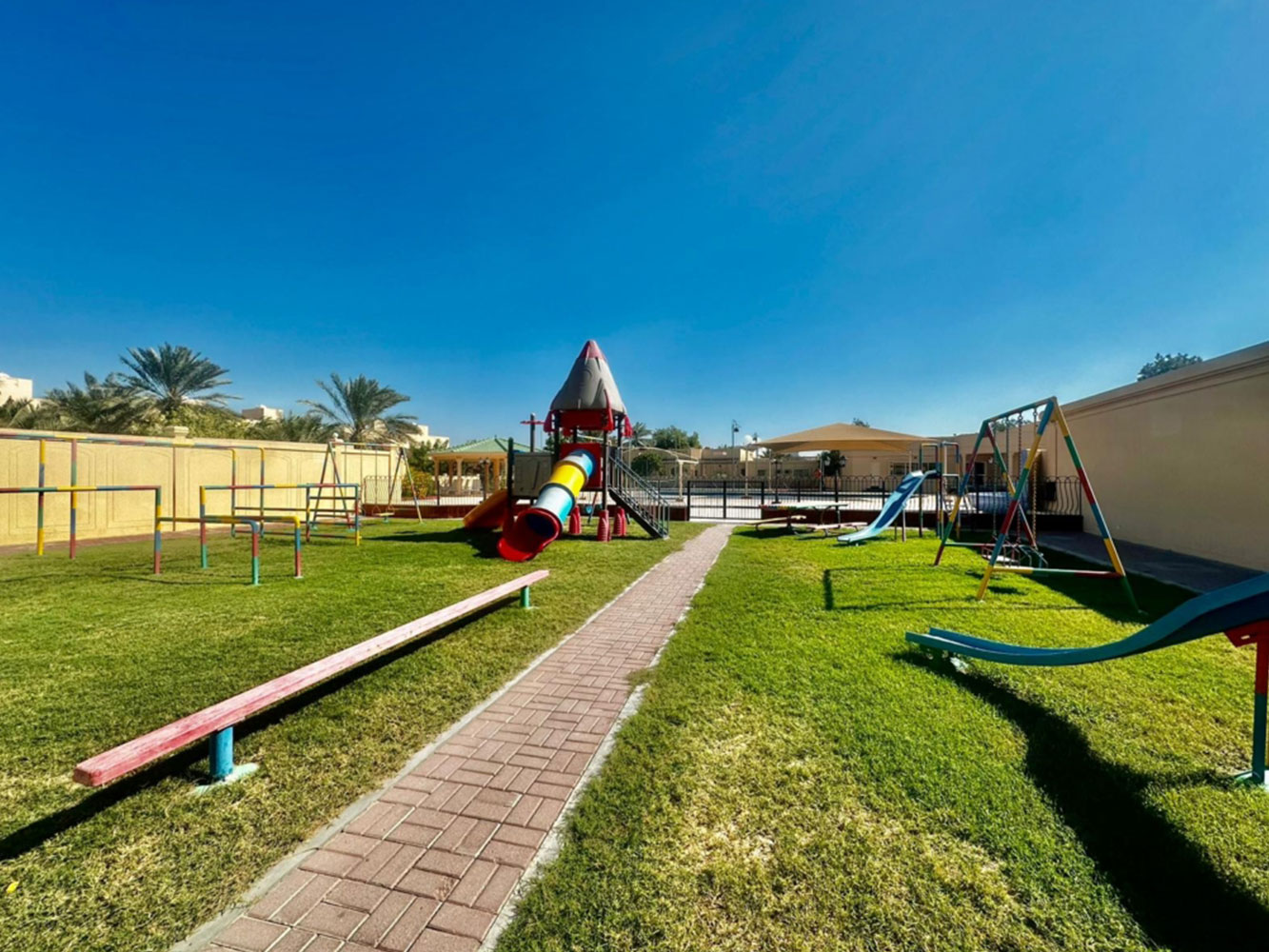 صورة فيلا للإيجار في الجنبية #1464 6