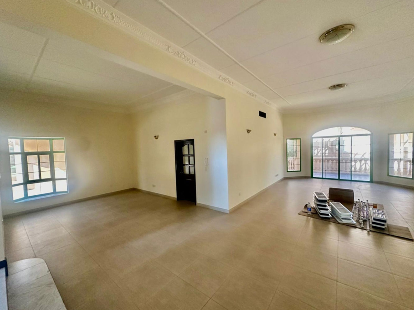 صورة فيلا للإيجار في الجنبية #1464 1