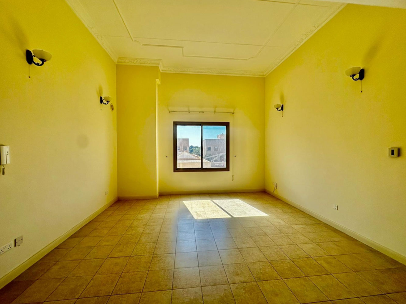 صورة فيلا للإيجار في الجنبية #1465 5