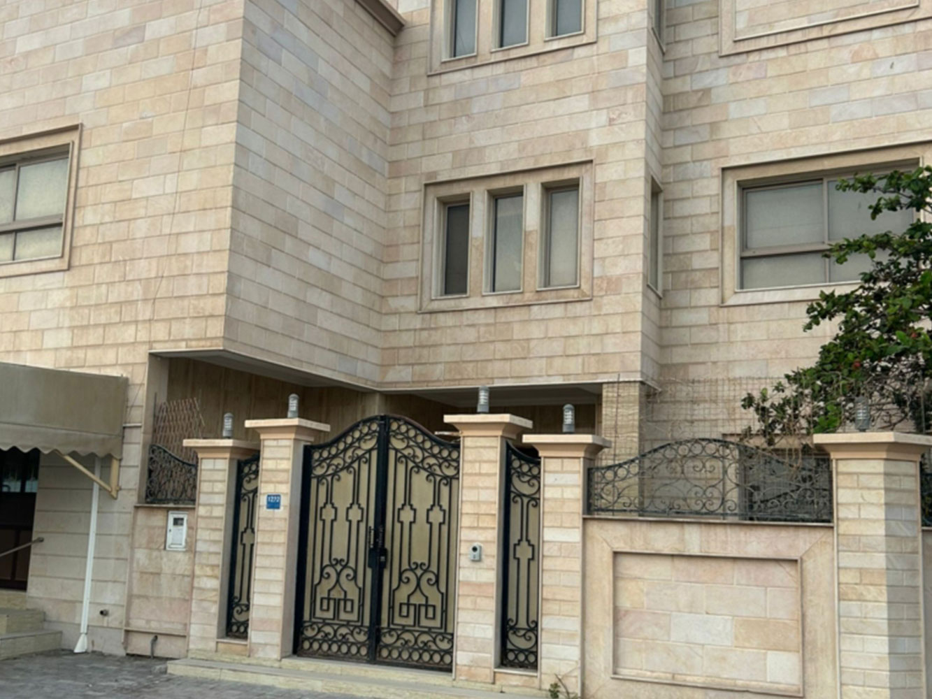 صورة فيلا للبيع في عراد #1472 2