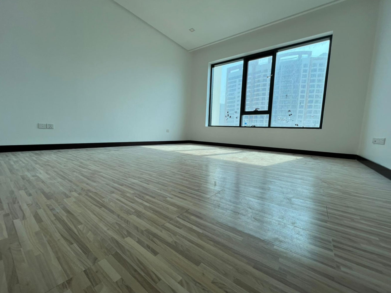 صورة شقة للبيع في جزر امواج #1474 5