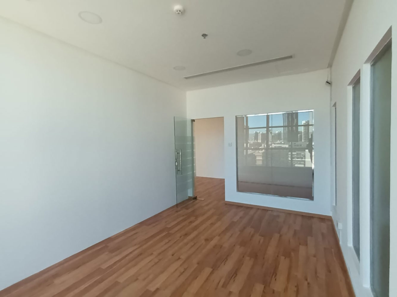 صورة مكتب للإيجار في ضاحية السيف #1480 5