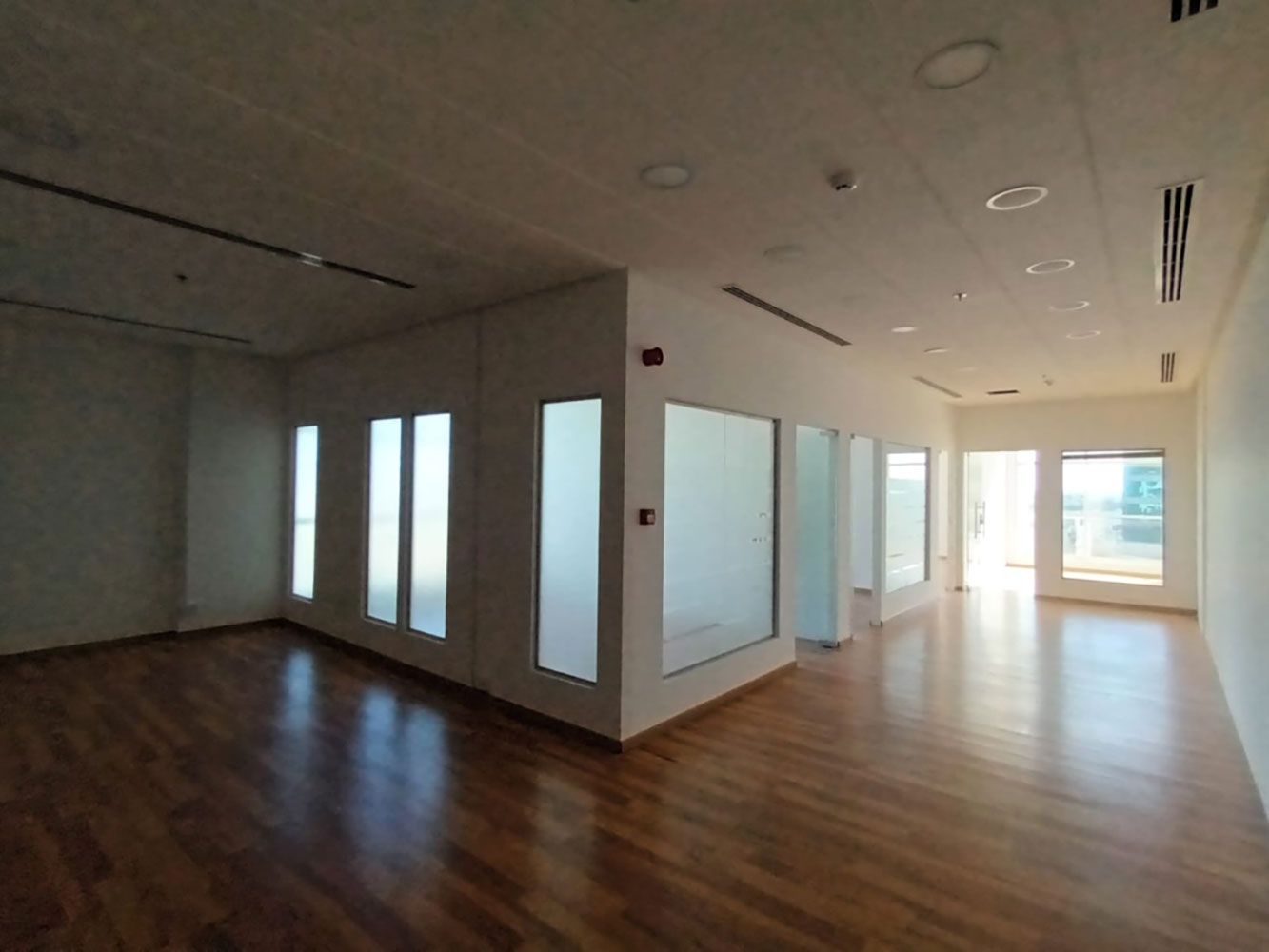 صورة مكتب للإيجار في ضاحية السيف #1480 7