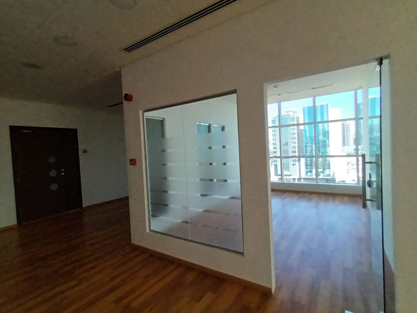 صورة مكتب للإيجار في ضاحية السيف #1480 6