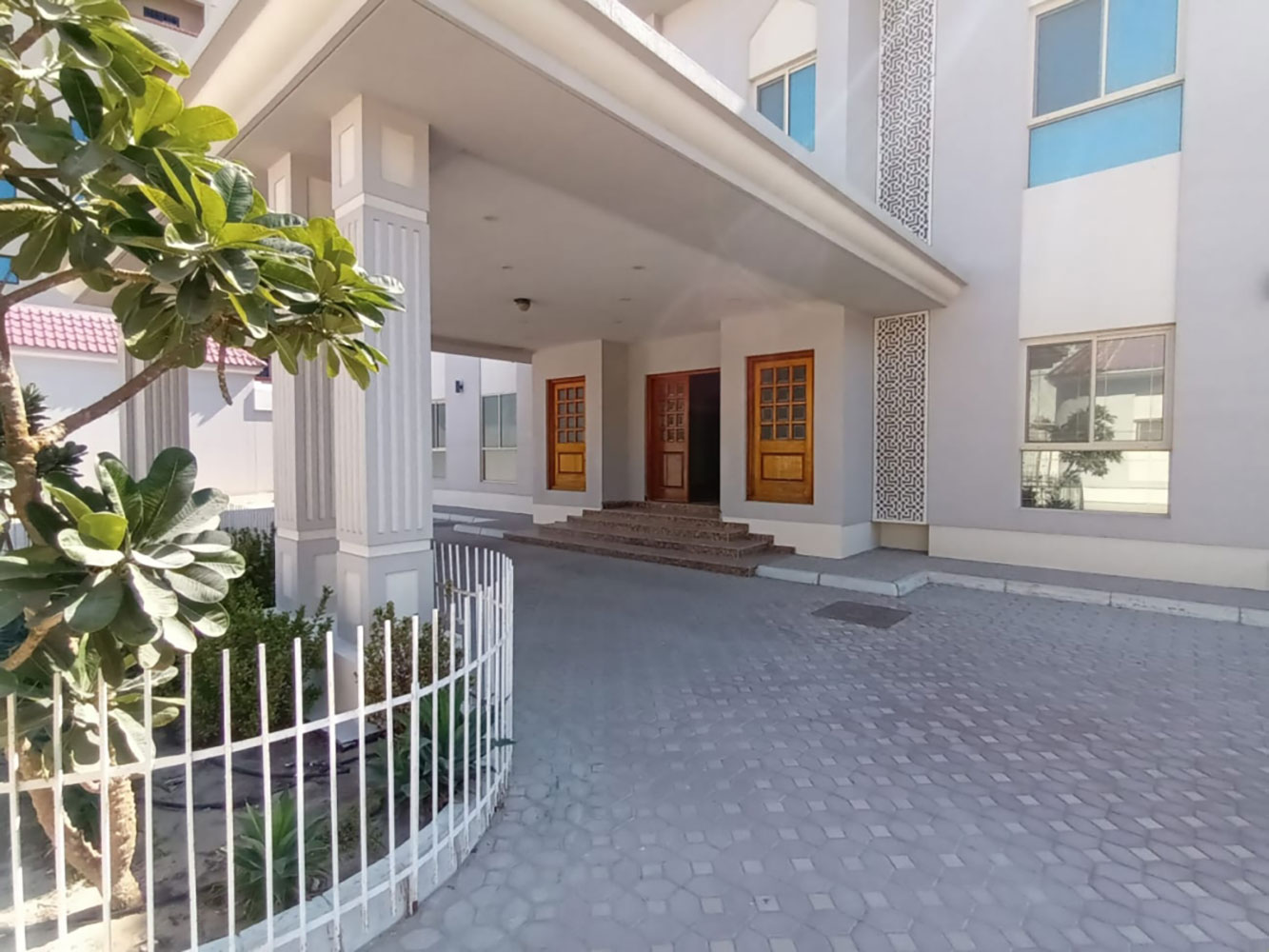 صورة فيلا للإيجار في ام الحصم #1482 2