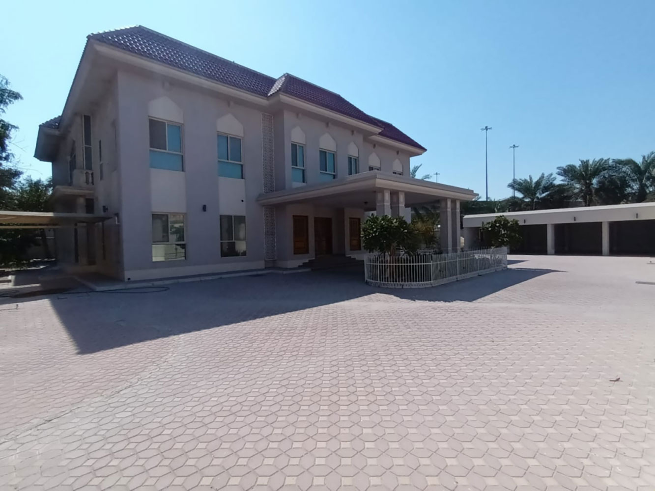 صورة فيلا للإيجار في ام الحصم #1482 0