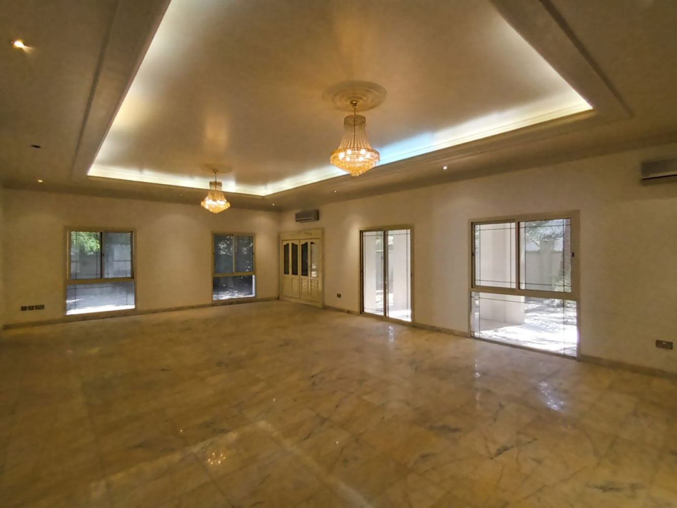 صورة فيلا للإيجار في ام الحصم #1482 9