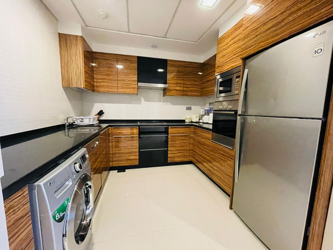 صورة شقة للإيجار في ضاحية السيف #1487 1