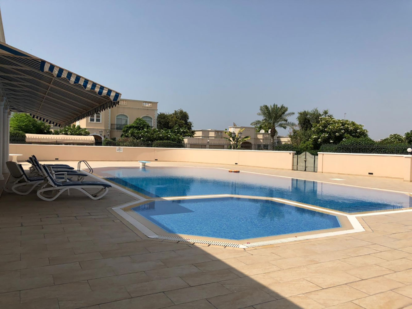 صورة فيلا للإيجار في سار #1488 8