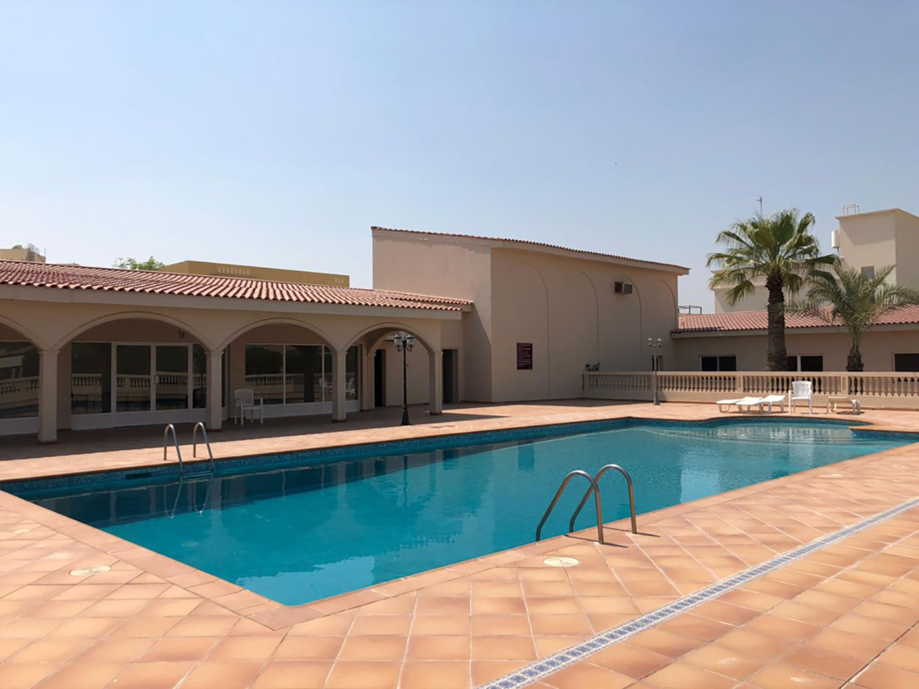 صورة فيلا للإيجار في الجنبية #1491 4