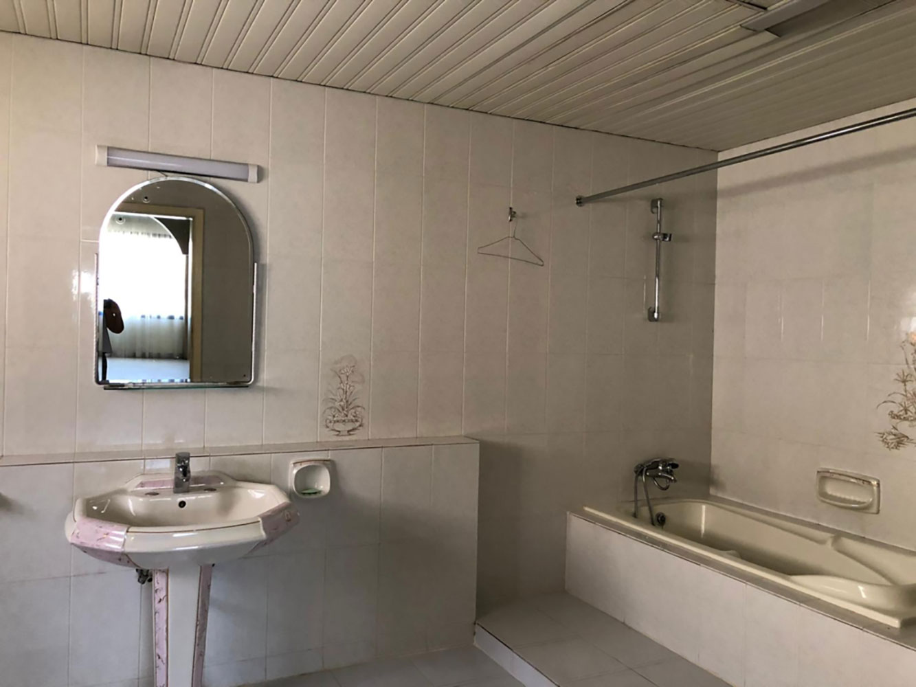 صورة فيلا للإيجار في الجنبية #1491 9