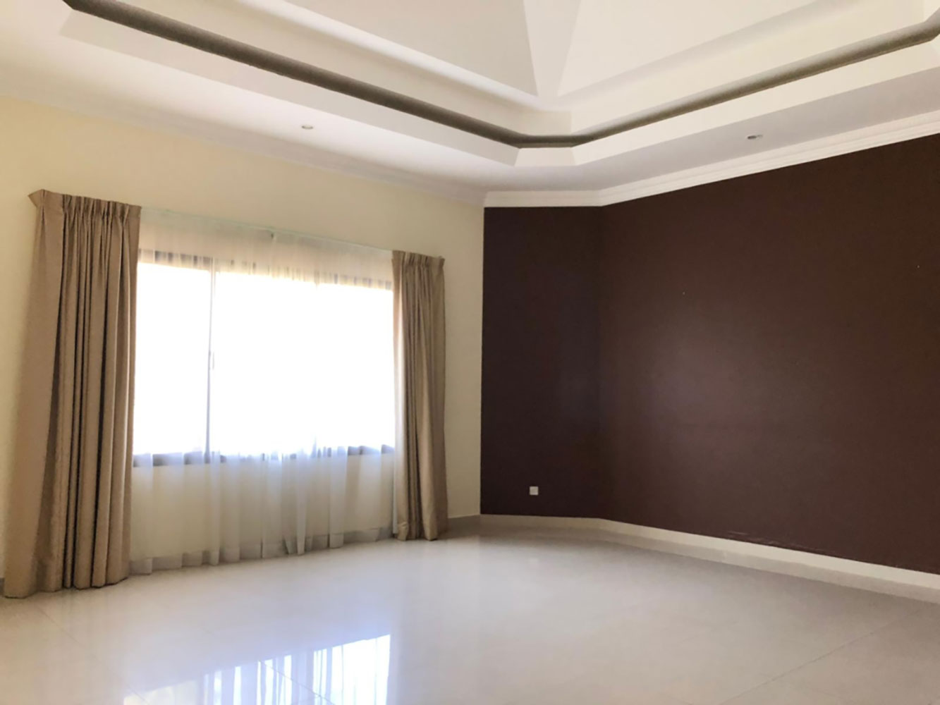 صورة فيلا للإيجار في الجنبية #1491 11