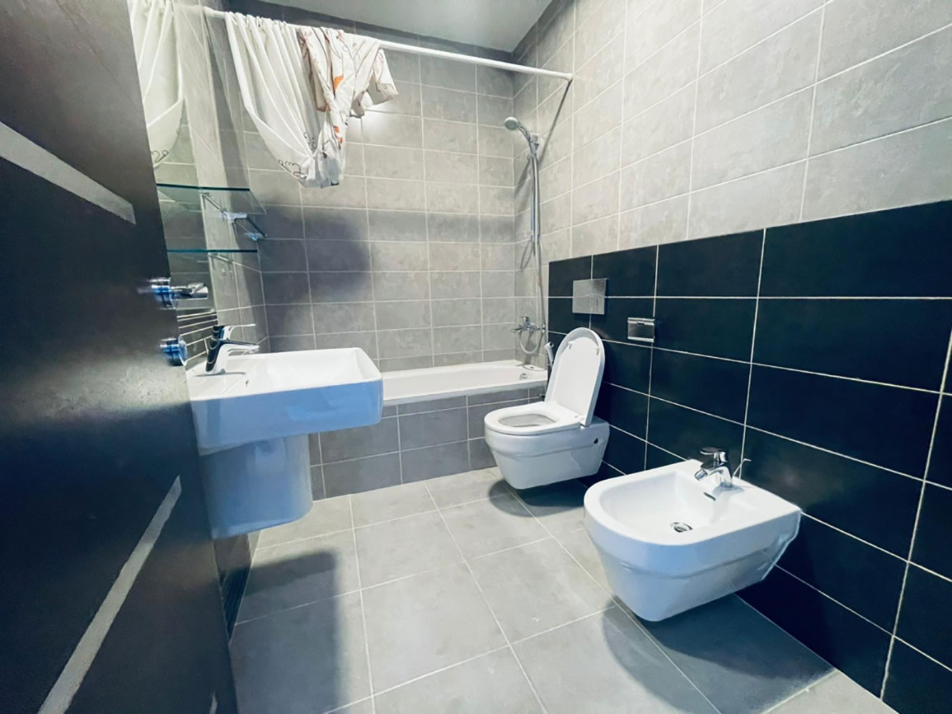 Apartment for Rent in Seef District Image #1494 3