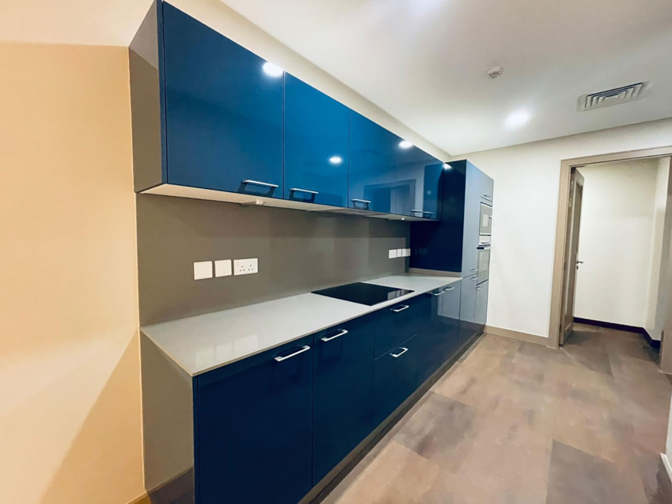 Apartment for Rent in Seef District Image #1495 8