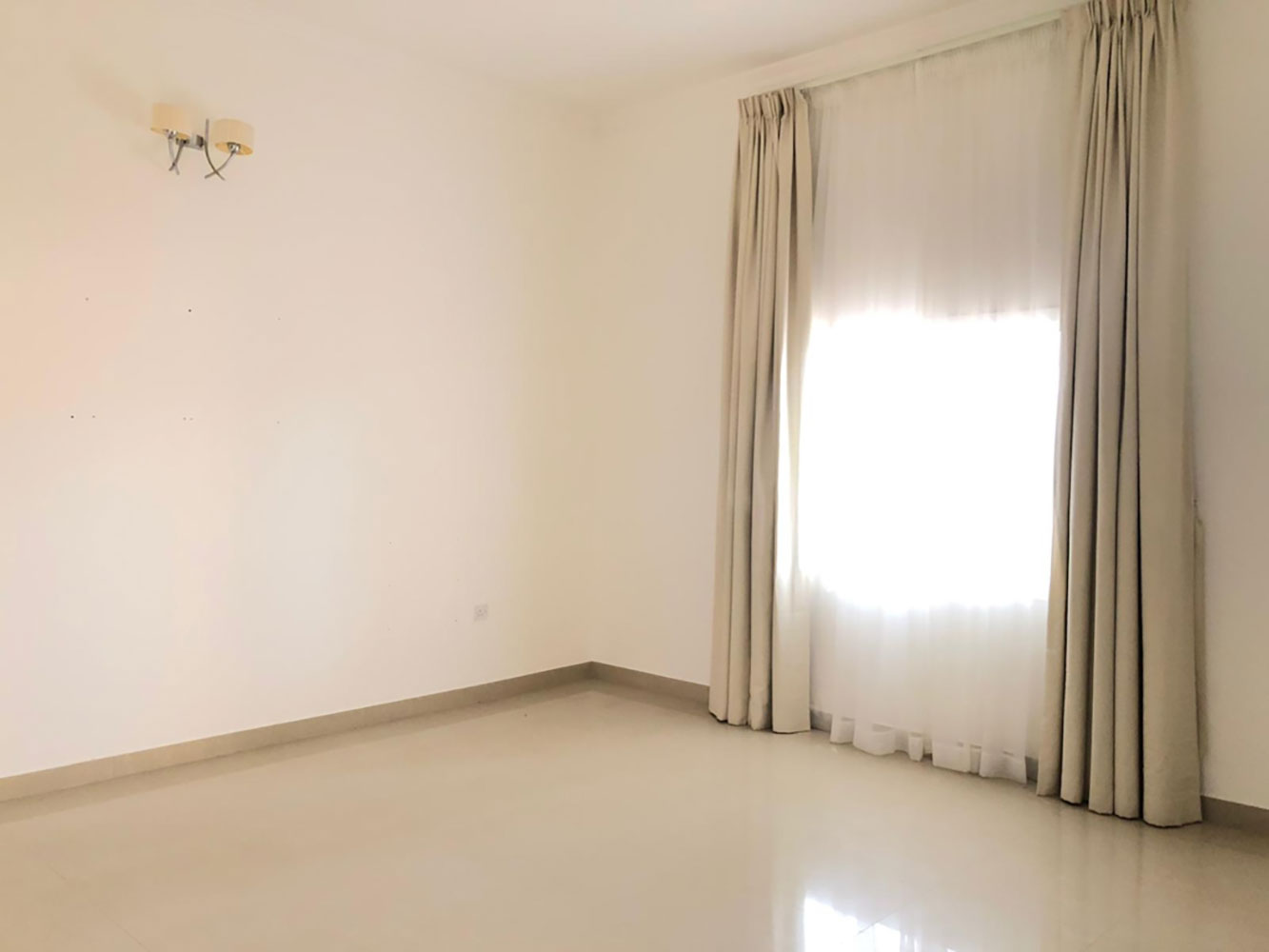 صورة فيلا للإيجار في الجسرة #1515 4