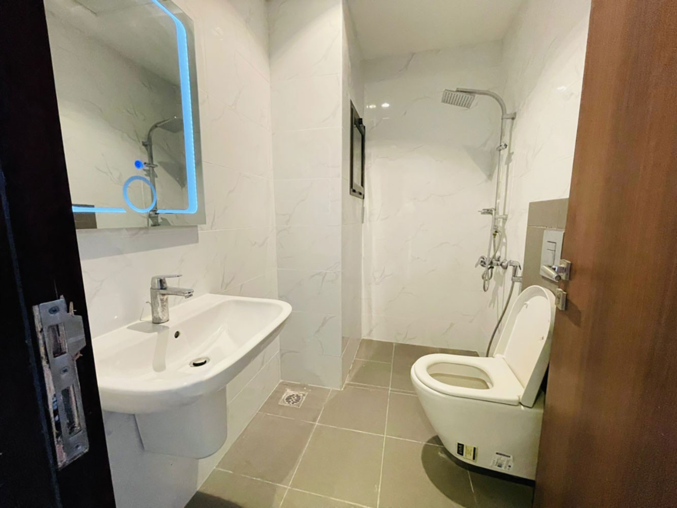 صورة شقة للإيجار في ضاحية السيف #1526 7