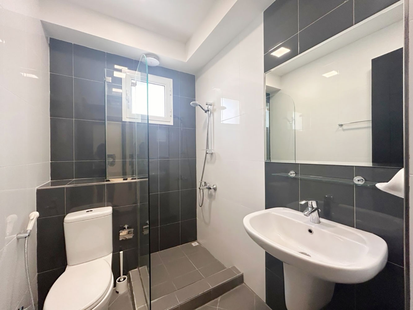 Apartment for Rent in Janabiyah Image #1577 2