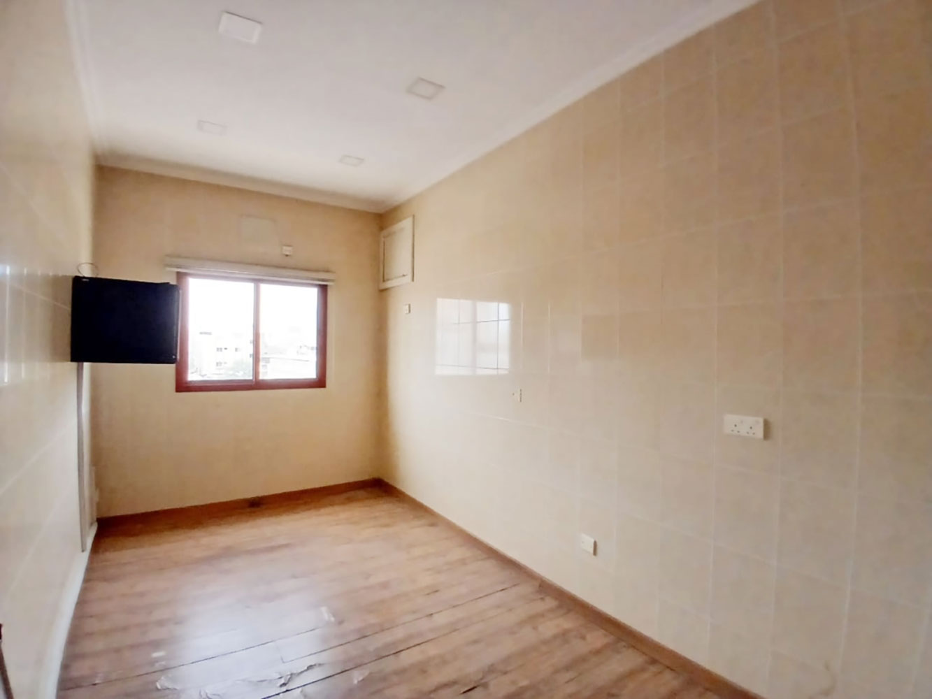 صورة مكتب للإيجار في ضاحية السيف #1582 5