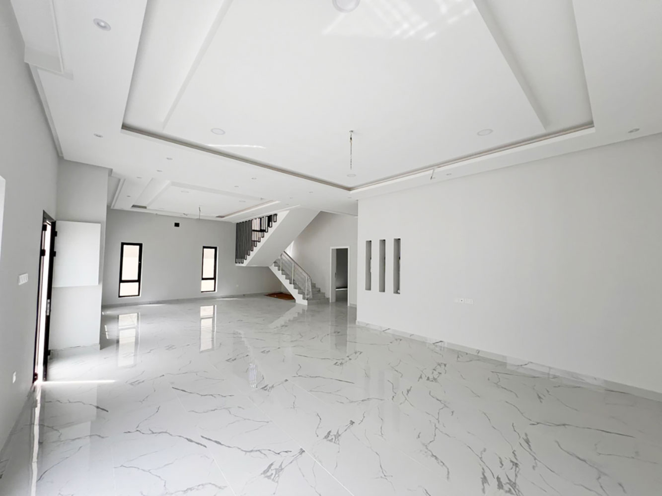 صورة فيلا للبيع في الحد #1860 8