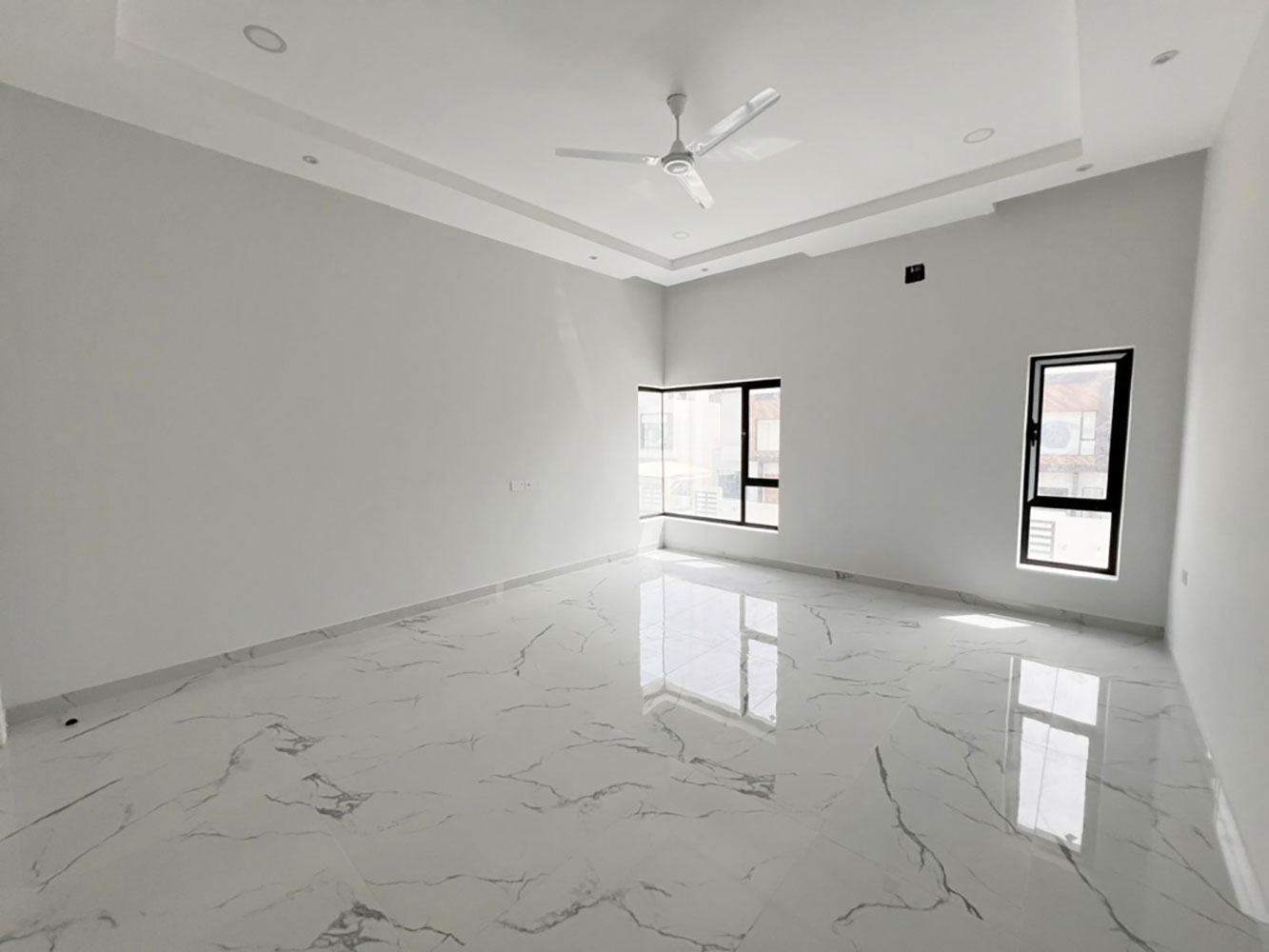 صورة فيلا للبيع في الحد #1860 4