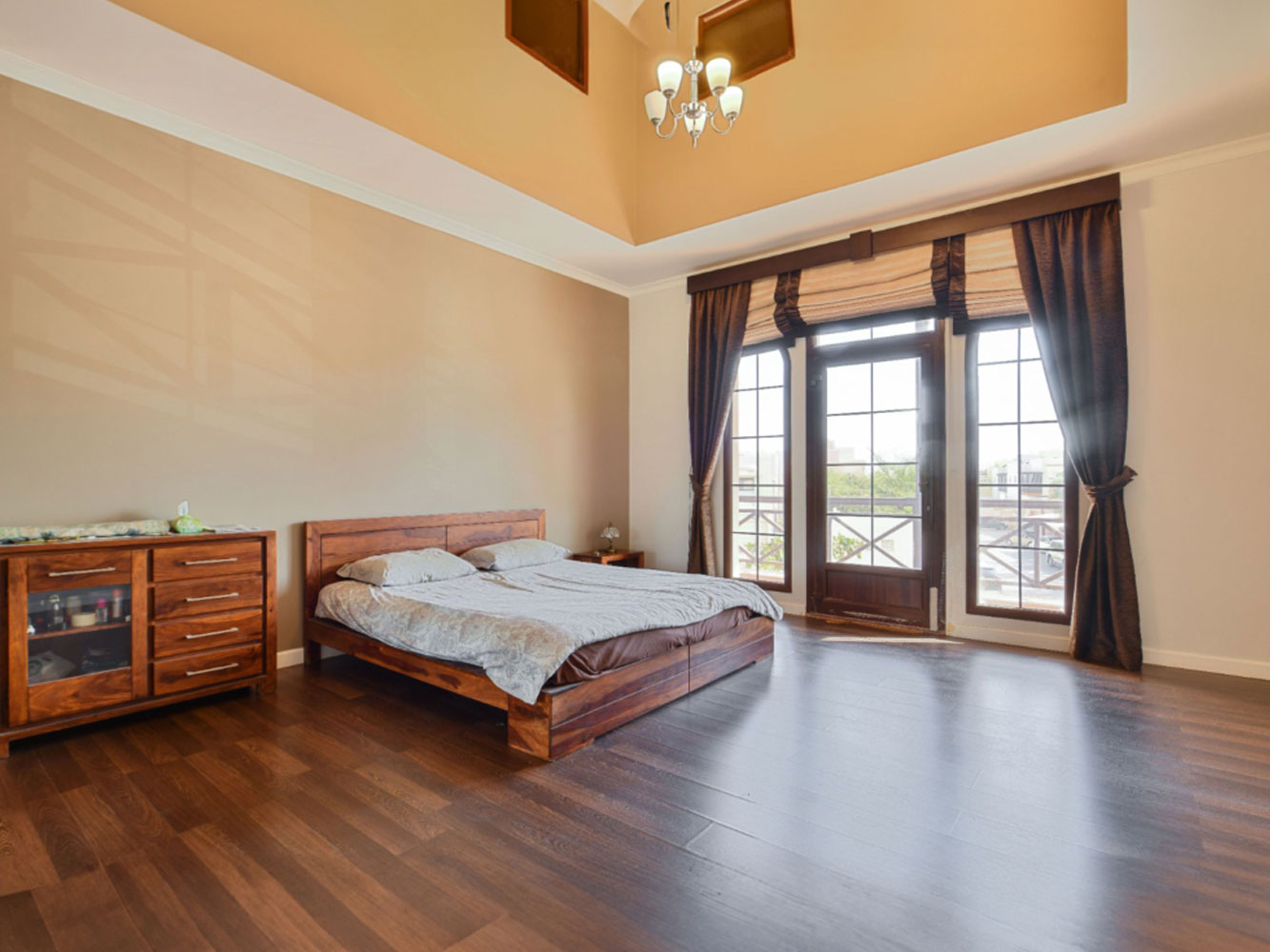 صورة فيلا للبيع في العرين #1866 5