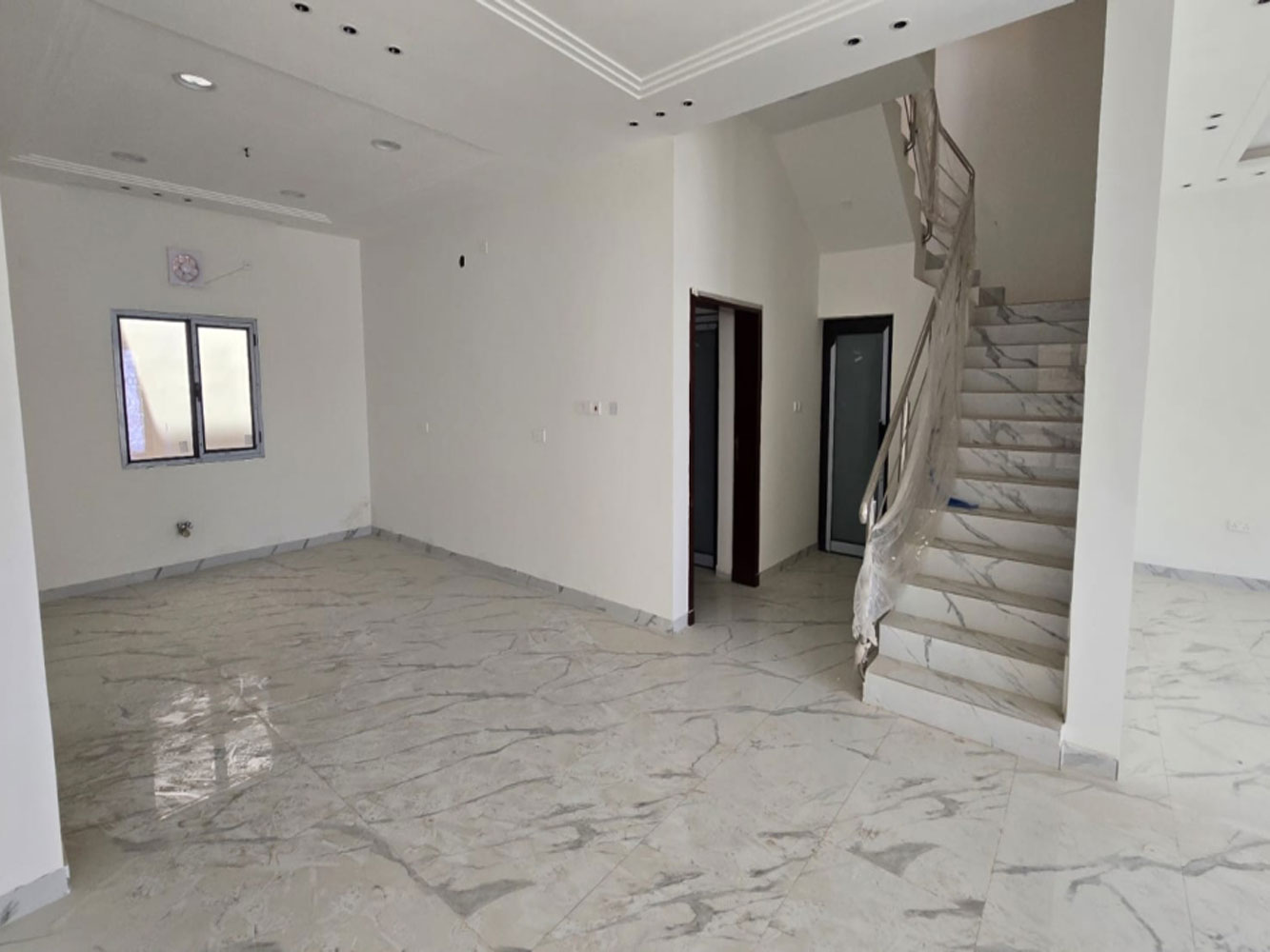 Villa for Sale in Damistan Image #2011 3