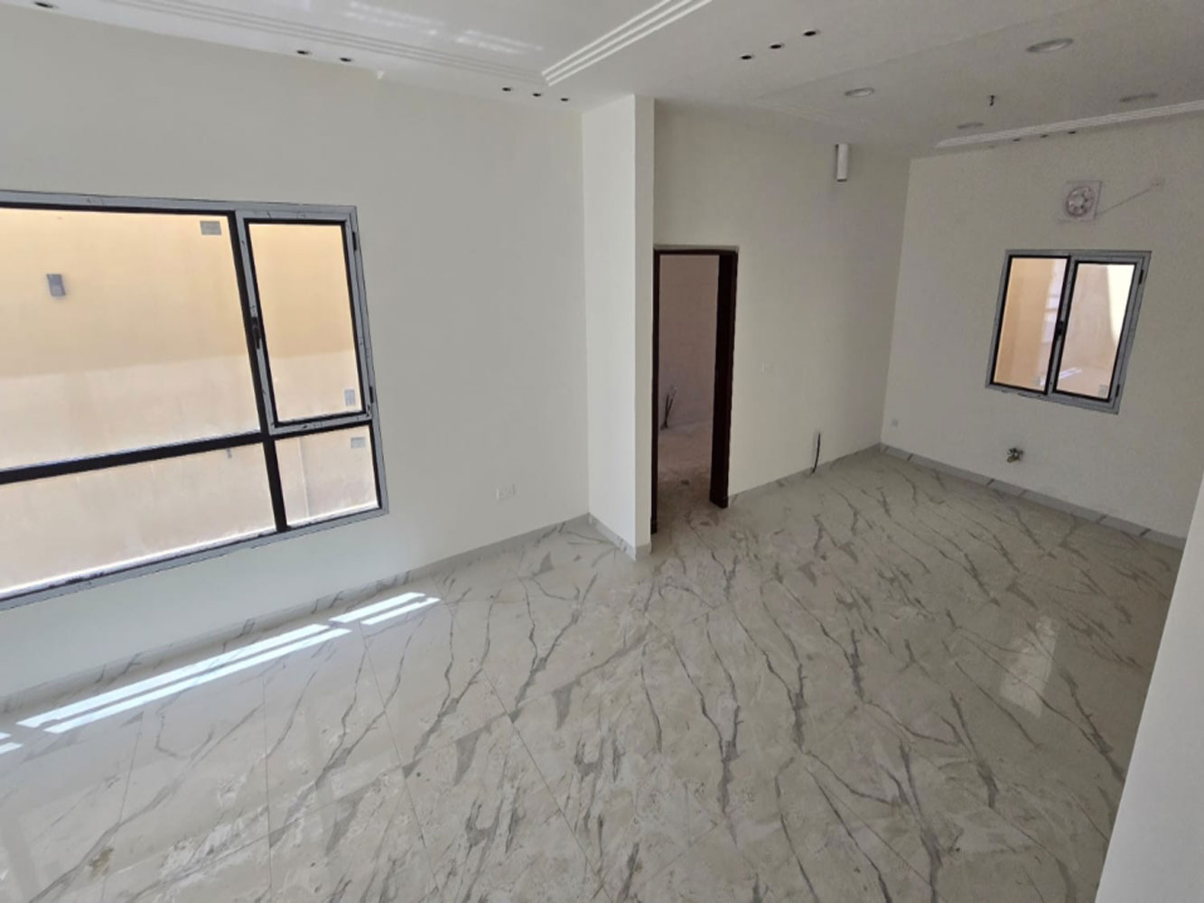 Villa for Sale in Damistan Image #2011 4